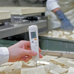 Testo 106 с чехлом TopSafe с поверкой, Пищевой контактный термометр с диапазоном измерений -50°С...+250°С
