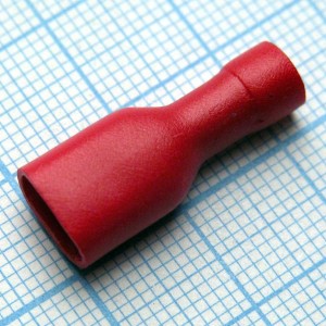 FDFD2-250  Red, наконечник кабельный ножевой (гнездо) полностью в изоляции 0.8х6.35мм, сеч. пров. 1.5-2.5мм2