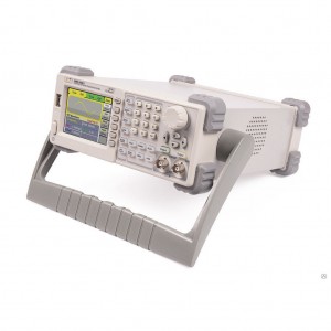 Генератор сигналов АКИП-3409/5, диапазон частот 1 мкГц...50 МГц; выходной уровень: Канал1: 2 мВ...10 Впик-пик (50 Ом, на 10 МГц), 2 мВ...5 Впик-пик (50 Ом, на 10 МГц), 4 мВ...20 Впик-пик (1 МОм, на 10 МГц)