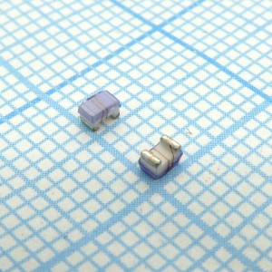 B82498B3689J000, Катушка индуктивности SMD на керамике 0805 0.068мкГн ±5% 200МГц 45Q-добротность 0.41А 0.19Ом