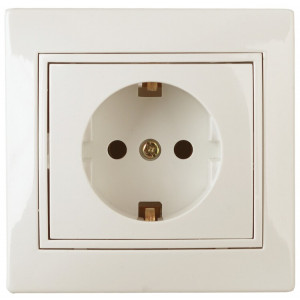1-202-02 Розетка 2P+E Schuko, 16А-250В, IP20, СУ, Plano, сл.кость (10/200/2000) Б0027610