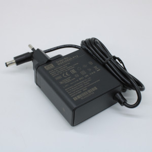 NGE30E05-P1J, AC-DC, 20Вт, сетевой адаптер, выход 5В/4А, вход 80...264В AC, 47...63 Гц, изоляция 4000B DC, 2xMOPP, 62x30*x65мм, -30...+70C, евровилка, выходной разъем 11мм, диам. 5.5х2.1мм