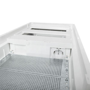 Встраиваемый комбинир. щит 