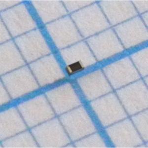 RC0201FR-0733RL, Толстопленочный ЧИП-резистор 0201 33Ом ±1% 0.05Вт -55°С...+155°С