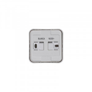 Розетка 1-м ОП Blanca 16А IP20 250В с заземл. защ. шторки с изолир. пластиной бел. SE BLNRA011111