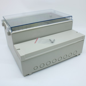 DC009CUL, Двухсекционный корпус IP65 с откидной прозрачной крышкой, база ABS светло-серая, крышка из поликарбоната