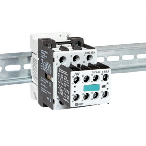 Комплект КМЭ 25А 400В АС с дополнительными контактами 2НО+2НЗ EKF AVERES ctr-s-25-00-400-av-22