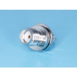 SMA-BJ, Разъем SMA гнездо на приборный блок, крепление гайка