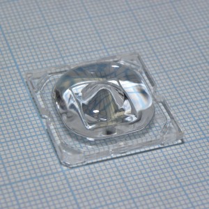 C12727_STRADA-SQ-VSM, Линза для светодиода LG Innotek серии LEMWA33X (Osram Oslon / Cree XP-G), эфф=94%, 151°, 25x25мм H:6,8мм