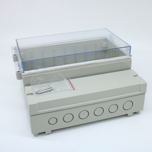 DC005CUL, Двухсекционный корпус IP65 с откидной прозрачной крышкой, база ABS светло-серая, крышка из поликарбоната