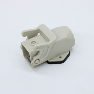 Открытое основание разъема S3A.P-SF-1L-M20, Основание разъема на панель, открытое, типоразмер 3A, без уплотнителя, 1 отверстие с резьбой для кабельных вводов M20x1,5, с одной защелкой, без защитной крышки, материал корпуса: алюминиевый сплав