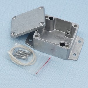 G104MF, Герметичный алюминиевый корпус с фланцами, IP65, некрашеный