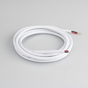 Провод питания ARL-MOONLIGHT-20AWG-2W-D4.5-CU-2000 White 025549, Провод питания для гибкого неона MOONLIGHT. 2 проводника, калибр проводника 20AWG, материал проводника - лужёная медь, внешний диаметр 4,5 мм. Внешняя оболочка - ПВХ белого цвета. Длина кабеля в отрезке - 2000 мм.
