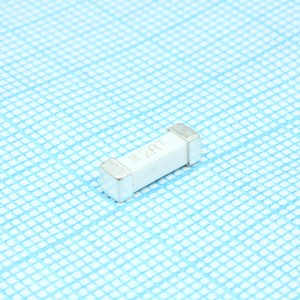 0461002.ER, Предохранитель для поверхностного монтажа 2А медленнодействующий