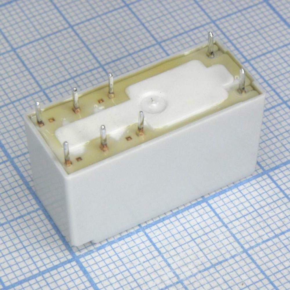 Изображение товара Миниатюрное электромеханическое реле 2CO 8A 24В DC Встроенный монтаж