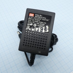 GST25E15-P1J, AC-DC, 25Вт, вход 85...264B AC 47...63 Гц,, выход 15B/1.66A, изоляция 3000В AC, 79x54x33мм, -30...+70°С, выходной разъем 11, диам. 5.5х2.1мм