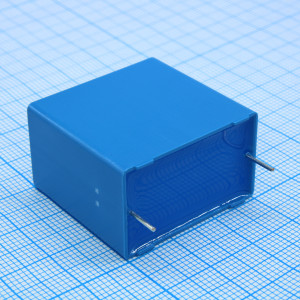 B32774D0505K000, Конденсатор металлоплёночный полипропиленовый 5мкФ ±10% 1100В (31.5х19х30мм) радиальный 27.5мм 0.007Ом 105°С россыпь