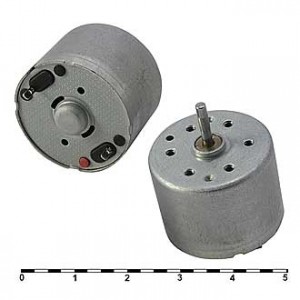 R330-13250  1.5V, Электродвигатель 1,5V 48мВт, 2100/1637об/мин 19х24,4мм вал 1,5х9мм