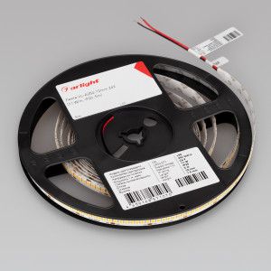 Лента UL-A252-10mm 24V Warm2700 (11 W/m, IP20, 5m) 042320, Светодиодная лента UL-A252, открытая. Светодиоды 2835, 252 шт/м (1260 шт на 5 м), белая плата, ширина 10 мм, скотч 3M. Цвет ТЁПЛЫЙ 2700 K, цветопередача CRI>90, угол 120°. Питание 24V, мощность 11 Вт/м (55 Вт на 5 м). Размеры 5000x10x1.5 мм. Мин. отрезок