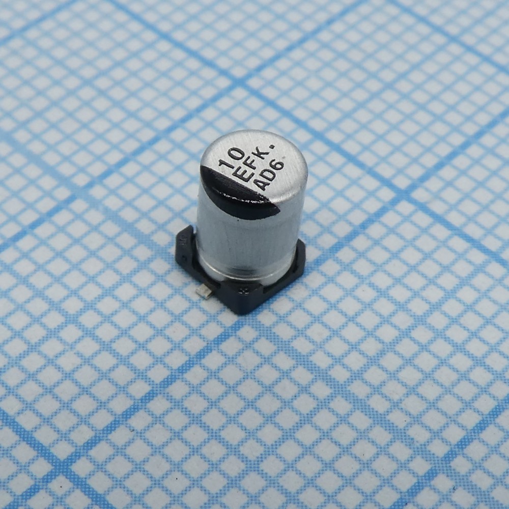 Конденсатор r1. 22пфx50в, npo дисковый. Конденсатор 150pf/50v npo. 1206 np0 560пф 50в. 822j конденсатор.