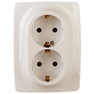 12-2108-02 Розетка 2X2P+E Schuko со шторками, 16A-250В, IP20, 2, слоновая кость (10/100/2000 Б0036443