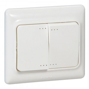 Двойной выключатель с подсветкой 10AX Белый 782103