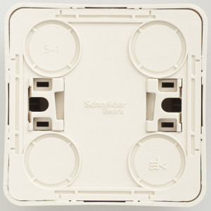 Розетка 1-м ОП Этюд 16А IP20 250В с заземл. без защ. шторок крем. SE PA16-003K