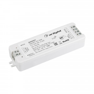 Диммер SMART-D3-DIM (12-24V, 8A, 2.4G) 024184, Диммер для монохромной светодиодной ленты (ШИМ). Питание/рабочее напряжение 12-24VDC, максимальный ток 8A на канал, 1 канал, максимальная мощность 96-192W. Винтовые клеммы. Корпус - PVC. Габариты 97x33x18 мм. Управляется пультами и панелями серии SMART (п