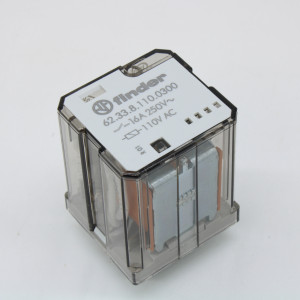 62.33.8.110.0300, Силовое электромеханическое реле; монтаж в розетку или наконечники Faston 187 (4.8х0.5мм); 3NO 16A; контакты AgCdO (зазор ? 3мм); катушка 110В АC; степень защиты RTI; опции: нет