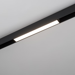 Светильник MAG-FLAT-25-L200-6W Warm3000 (BK, 100 deg, 24V, DALI) 046332, Светильник для магнитных треков шириной 25 мм, с управлением DALI. Мощность 6 Вт. Цвет свечения ТЕПЛЫЙ 3000K, световой поток 380лм, угол 100°, CRI>90. Корпус прямоугольный, металл, цвет черный, IP20. Размеры LxWxH 204x20x25мм. Входное напряжение DC24V
