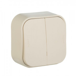 Переключатель проходной 2-кл. ОП Quteo 10А IP20 250В сл. кость Leg 782236