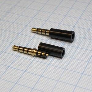 TRRS 3.5pl (mini plug) штекер мини, Стерео аудио штекер 3.5 мм, 4-х контактный, безрезьбовой миниатюрный кожух D=6мм