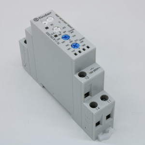 70.11.8.230.2022, Реле контроля напряжения однофазное