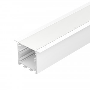 Профиль LINIA49-F-S-2500 WHITE 041877, Алюминиевый профиль для светодиодных лент и линеек. Цвет - белый RAL9003 (порошковая окраска). Габаритные размеры (LхWхH): 2500x46x35,5 мм, паз для установки 35 мм. Ширина площадки для ленты 26 мм.