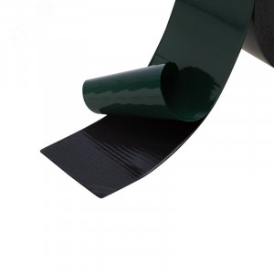 Скотч двухсторонний 40ммх5м зел. на черн. основе 09-6140