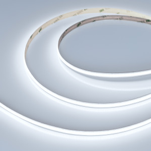 Лента COB-X528-8mm 24V White6000 (6 W/m, IP20, 5m, FreeCut) 046885, Лента COB сплошной засветки без видимых светодиодов. Светодиоды CSP 528 шт/м (2640 шт на 5м). Цвет свечения БЕЛЫЙ 6000K, индекс цветопередачи CRI>90, угол 180°. Мощность 6 Вт/м (30 Вт на 5м), питание 24 В. Размеры 5000х8х1.7мм. Мин.отрезок - свободная рез