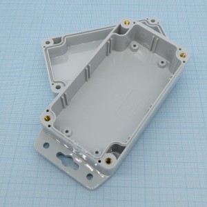 G203MF, Герметичный корпус из поликарбоната с фланцем, IP65, светло-серый