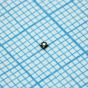 NCP114AMX090TCG, Линейный стабилизатор с низким падением напряжения 0.9В 0.3А