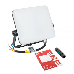 Прожектор светодиодный СДО-4003 30Вт 4000К IP65 с равномерной засветкой LUMA EKF FLL-4003-30-4000
