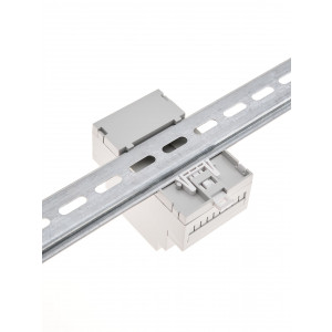 D3M-RU, Корпус на 3 модуля для установки на DIN-рейку, размеры: 90,2х57,5х53,5 мм, мат.: ABS-UL-94V0, цвет: светло-серый RAL7035. Под клеммные блоки шаг 5.08мм. Аналог корпуса Gainta D3MG