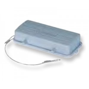 Защитная крышка Z7.429.0553.0, Защитная крышка, типоразмер 10B, с уплотнителем, без защелок (упоры для двух защелок), с удерживающей стропой от утери с кольцевым наконечником, материал корпуса: пластик