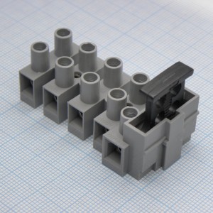 DG801-05P-11-00A(H), Электромонтажный клеммник с предохранителем на 5 контактов.