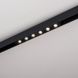 Светильник MAG-DOTS-25-L200-6W Warm3000 (BK, 30 deg, 24V, DALI) 046323, Светильник для магнитных треков шириной 25 мм, с управлением DALI. Мощность 6 Вт. Цвет свечения ТЁПЛЫЙ 3000K, световой поток 400лм, угол 30°, CRI>90. Корпус прямоугольный, металл, цвет черный, IP20. Размеры LxWxH 204x20x25 мм. Входное напряжение DC24V