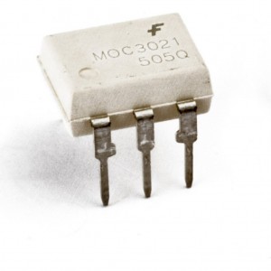 MOC3081M, Оптопара симисторная одноканальная изоляция 4.17кВ напряжение 800В 0.015A 0.25Вт -40...+85°С