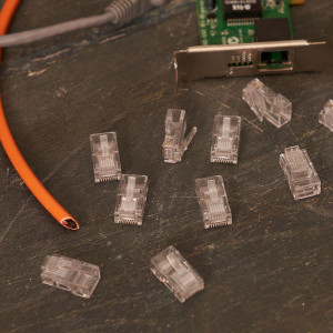 Разъем RJ-45(8P8C), UTP, CAT 5e, Разъем RJ-45 (8P8C) под витую пару, U/UTP, 5 категория