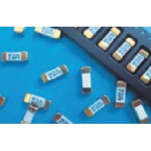 UMTS 1, Плавкие предохранители поверхностного монтажа