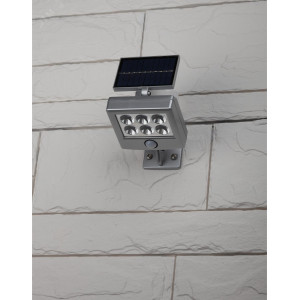 Прожектор садовый ERAFS048-08 6LED 150лм с датчиком движения солнечная батарея Б0044248