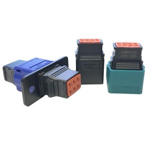 SQR822750, Сверхмощные разъемы питания Rear Mount Flange Receptacle