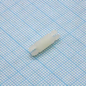 SP-8, Фиксатор межплатный, кратно 100шт.