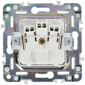 SKANDY Розетка с заземлением без защитных шторок 16А SK-R05Bl черный IEK SK-R11-16-K02